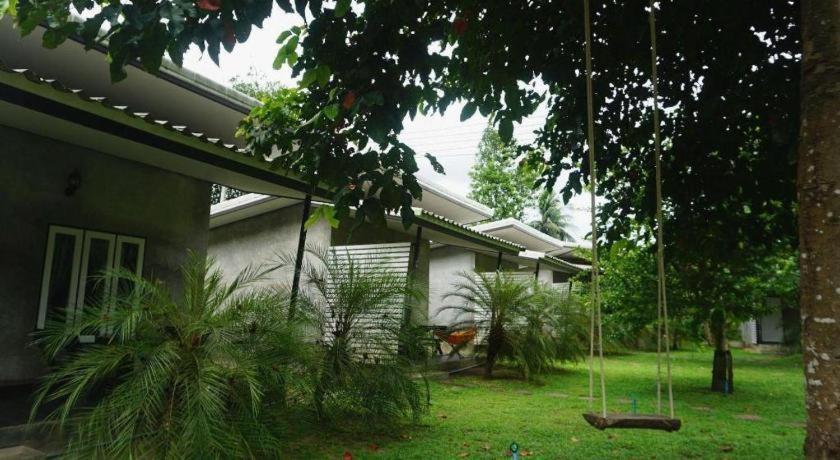 V Valley Resort Satun Exteriör bild