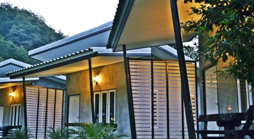 V Valley Resort Satun Exteriör bild