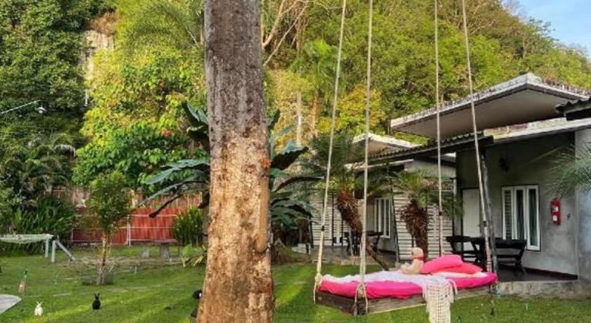 V Valley Resort Satun Exteriör bild